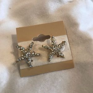 NWOT Gold Starfish Earrings with ‘Diamonds’